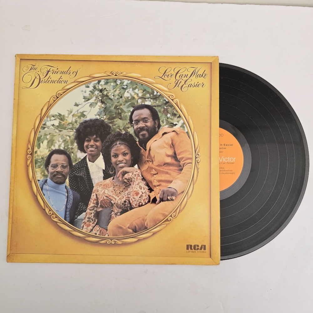 vinyl FRIENDS of DISTINCTION: Love Can Make it Easier 1973 RCA‎ Victor LP